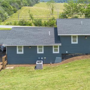 MLS 1645 N Lee HiWay-7