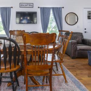 MLS 1645 N Lee HiWay-20