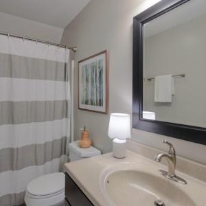 Full bathroom