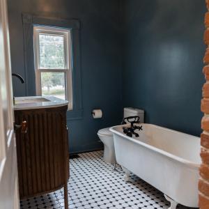 Upstairs Bathroom