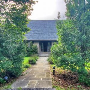 Entry walk from circular driveway