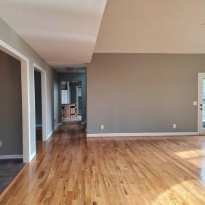 Great Rm with hall to Kitchen