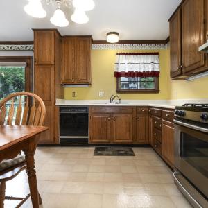 Ample cabinets