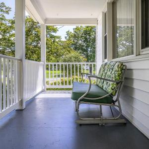 Covered Front Porch