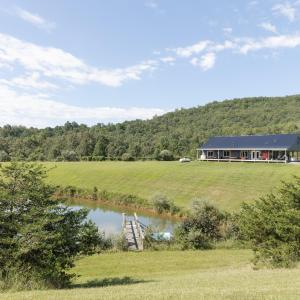Pond View