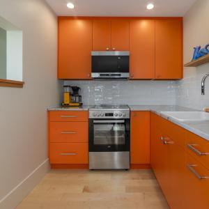 Guest kitchen