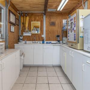 9195 Springwood Rd-45