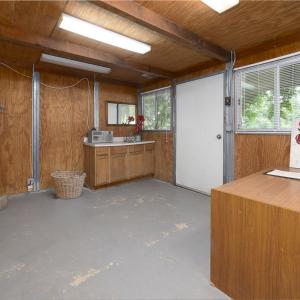 9195 Springwood Rd-47