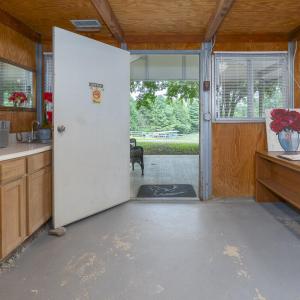 9195 Springwood Rd-49