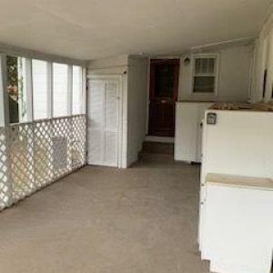 620 E 21st porch