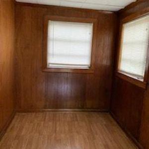 620 E 21st encl  porch