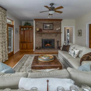 MLS 425 Brownsburg Tnpk-17