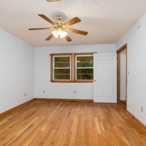 1567BlueGrassHollowRd34
