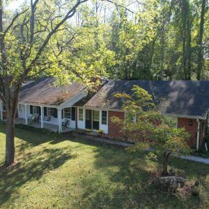 Farmhouse100125105