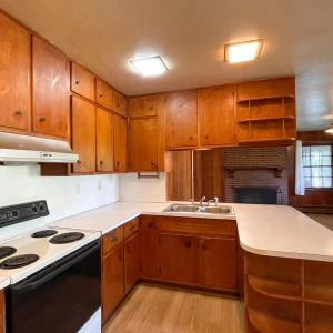 Farmhouse100125062