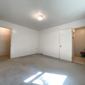 Farmhouse100125016