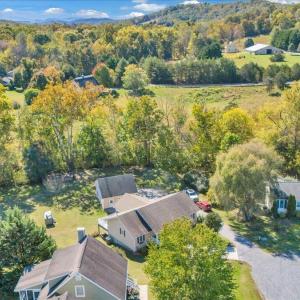 084-DJI_20251014134823_0008_D