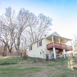 Rear of cottage and yard