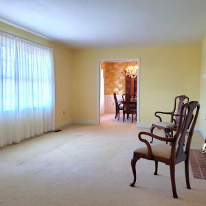 living rm with windows