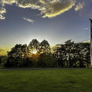 EC4D912D-8E53-40FD-B4C2-14A9345866BC-IMG