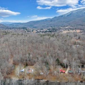 81-DJI_20251215104011_0034_D_MIB