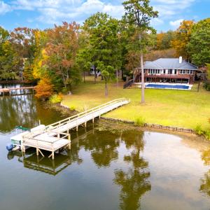 .65 DEEDED ACRES ON LAKE MARION