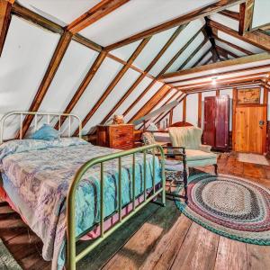 Photo #15 of 1155 Gaston Road, Vinton, VA 24.0 acres