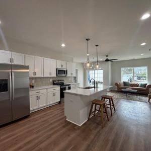 Photo #4 of 125 Brenleigh Court, Lynchburg, VA