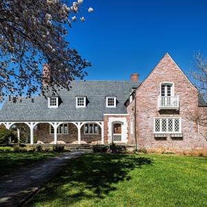 Photo #1 of 113 Oakwood Place, Lynchburg, VA 0.5 acres