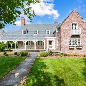 Photo #1 of 113 Oakwood Place, Lynchburg, VA 0.5 acres
