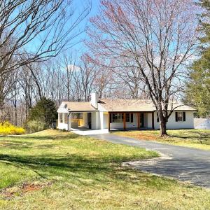 Photo #2 of 143 Lake Drive, Amherst, VA 0.5 acres