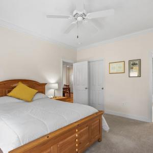 Photo #27 of 106 Golf Villa Drive, Moneta, VA 0.1 acres