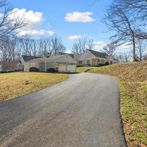 Photo #44 of 106 Golf Villa Drive, Moneta, VA 0.1 acres