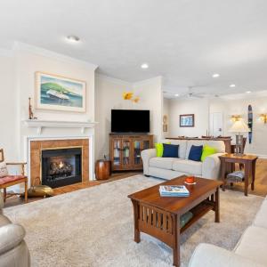 Photo #18 of 106 Golf Villa Drive, Moneta, VA 0.1 acres