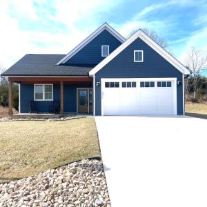 Photo #1 of 1054 Barrows Hill Drive, Huddleston, VA 0.2 acres