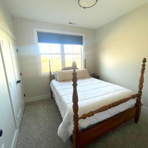Photo #7 of 1054 Barrows Hill Drive, Huddleston, VA 0.2 acres