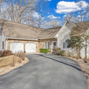Photo #2 of 120 Lakecrest Drive, Hardy, VA 0.5 acres