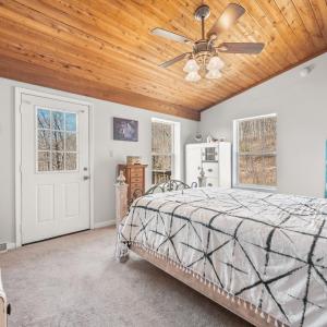 Photo #35 of 700 Cloudcroft Drive, Monroe, VA 53.5 acres