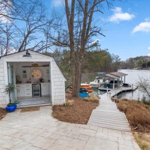 Photo #84 of 16414 Moneta Road, Moneta, VA 1.4 acres