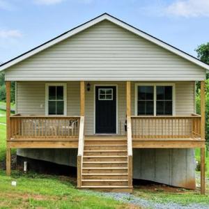 Photo #1 of 109 Ned Brown Road, Amherst, VA 0.5 acres