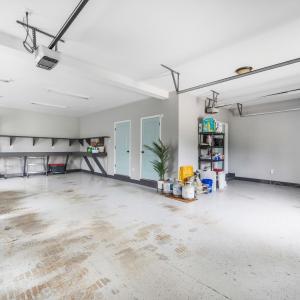 Three-car oversized garage