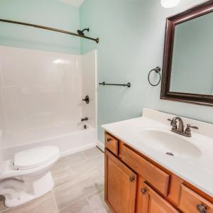 Main level guest bath