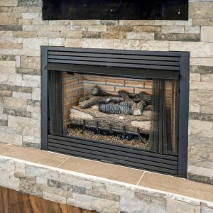 Gas log fireplace