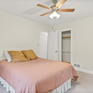 Photo #8 of 1533 Oakwood Street, Bedford, VA 0.4 acres