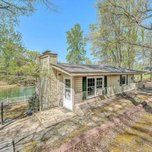 Photo #2 of 241 Locust Lane, Penhook, VA 0.8 acres