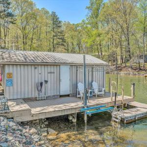 Photo #31 of 241 Locust Lane, Penhook, VA 0.8 acres