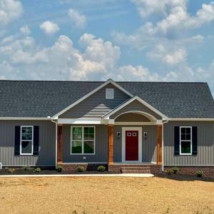Photo #1 of 8666 Hat Creek Road, Brookneal, VA 1.6 acres