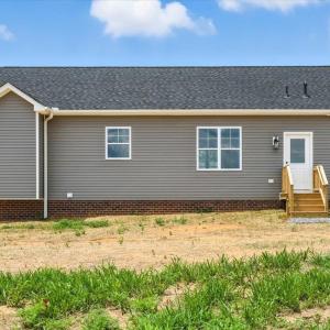 Photo #5 of 8666 Hat Creek Road, Brookneal, VA 1.6 acres