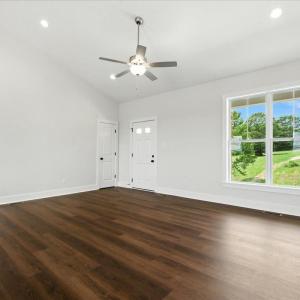 Photo #8 of 8666 Hat Creek Road, Brookneal, VA 1.6 acres