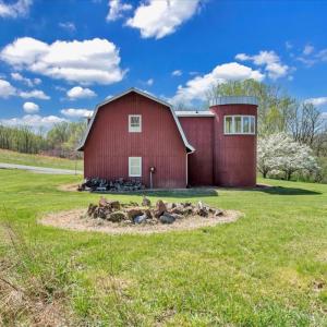 Photo #15 of 103 Crestview Road, Wirtz, VA 3.0 acres